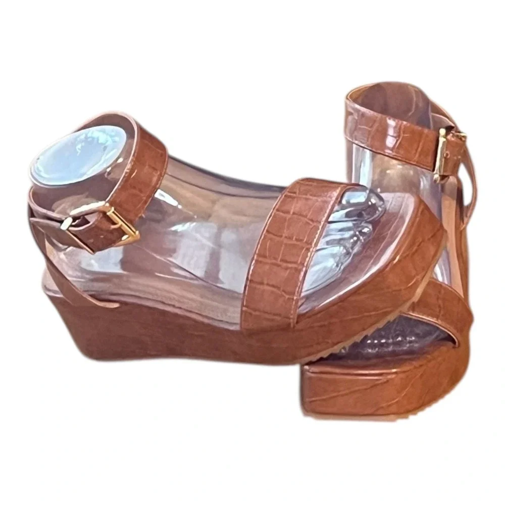 ASOS Brown Croc Embossed‎ Platform Wedge Sandals Size 9